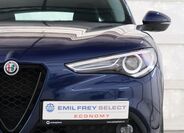 Alfa Romeo Stelvio 4