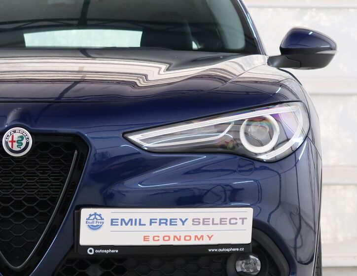 Alfa Romeo Stelvio 4