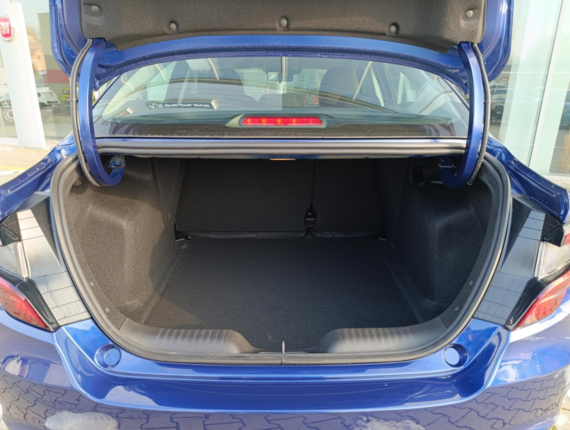 Fiat Tipo Sedan / Limuzína 1,6 l 96 kw