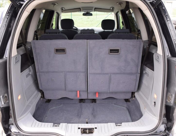 Ford Galaxy MPV 2,0 l 103 kw