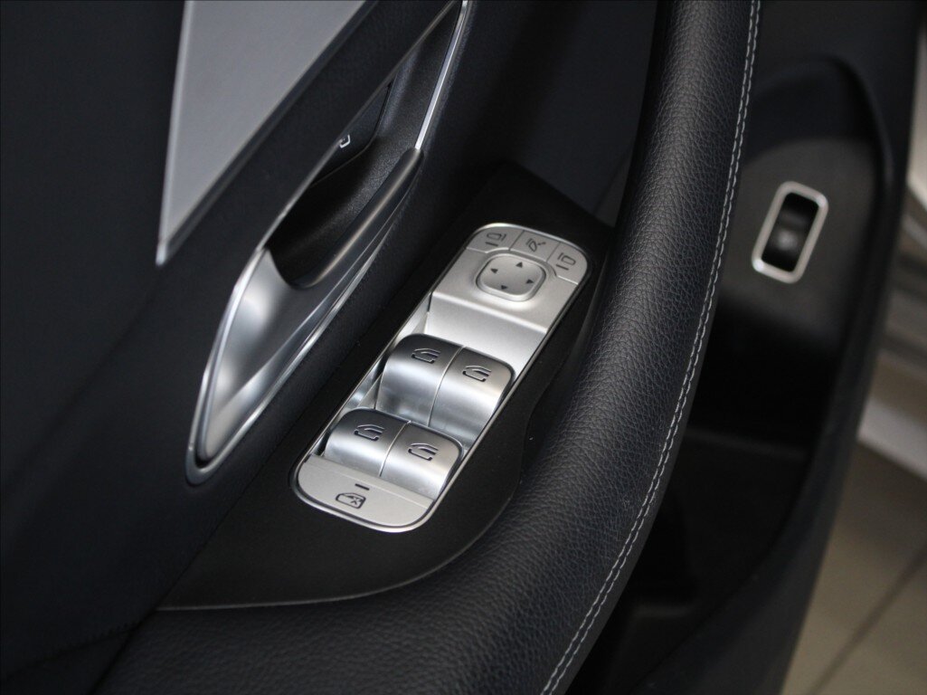 Mercedes-Benz GLE SUV / Terénní 2,0 l 200 kw