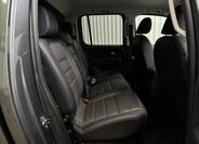 Volkswagen Amarok 32