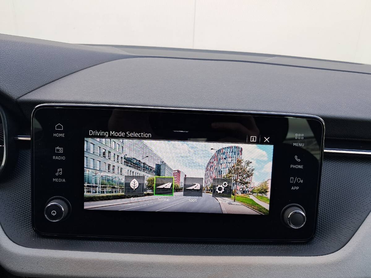 Škoda Scala Hatchback 999,0 85 kw