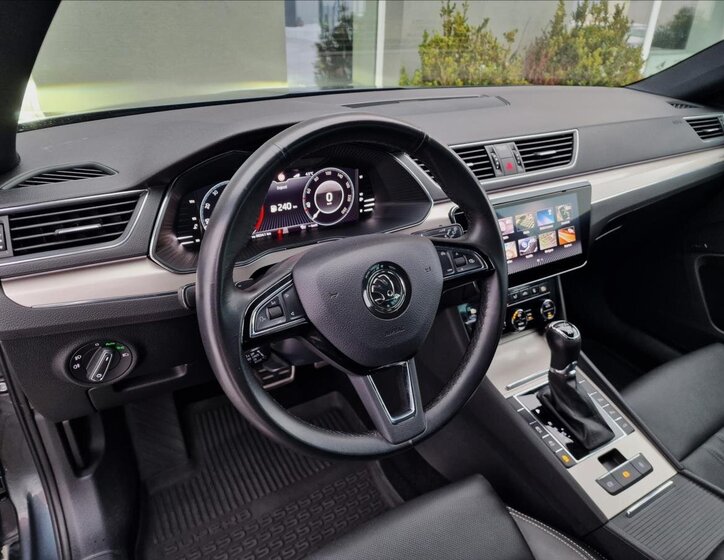 Škoda Superb Kombi 2,0 l 140 kw