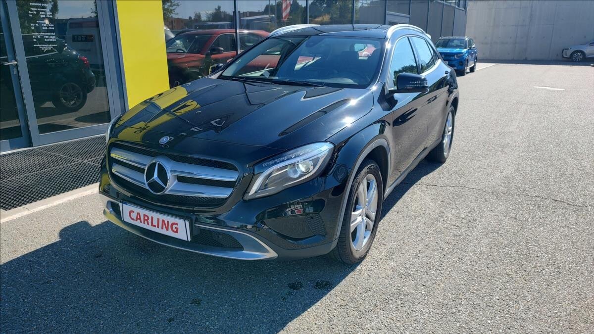 Mercedes-Benz GLA CUV 1,6 l 115 kw