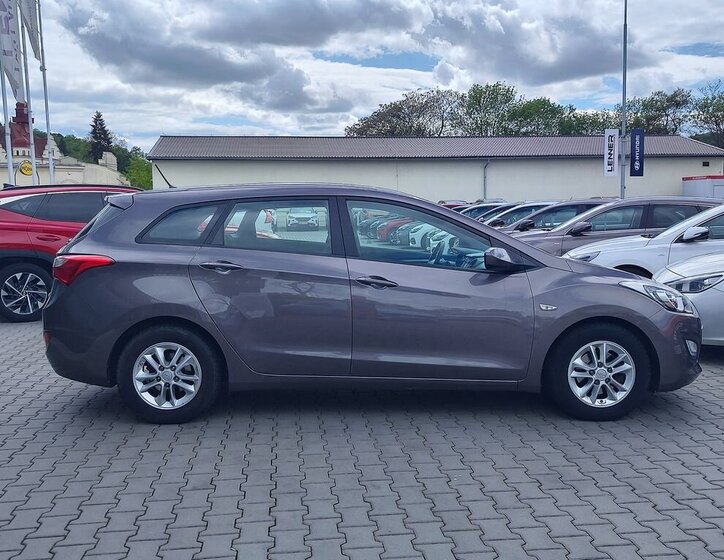 Hyundai i30 Kombi 1,6 l 88 kw