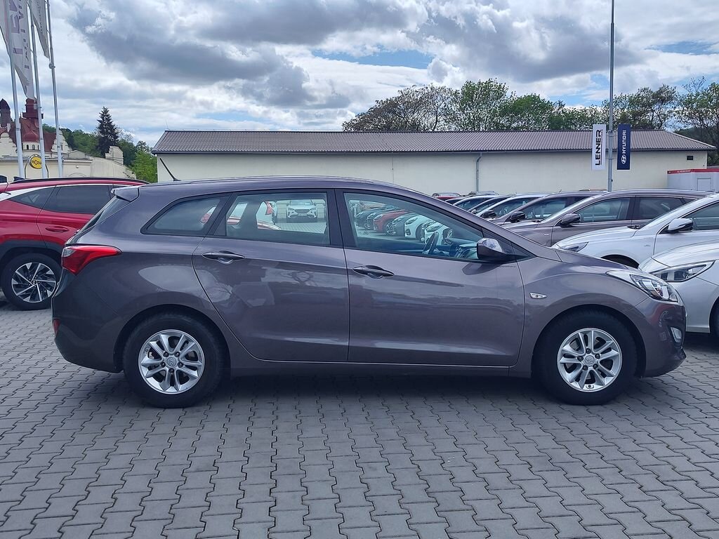 Hyundai i30 Kombi 1,6 l 88 kw