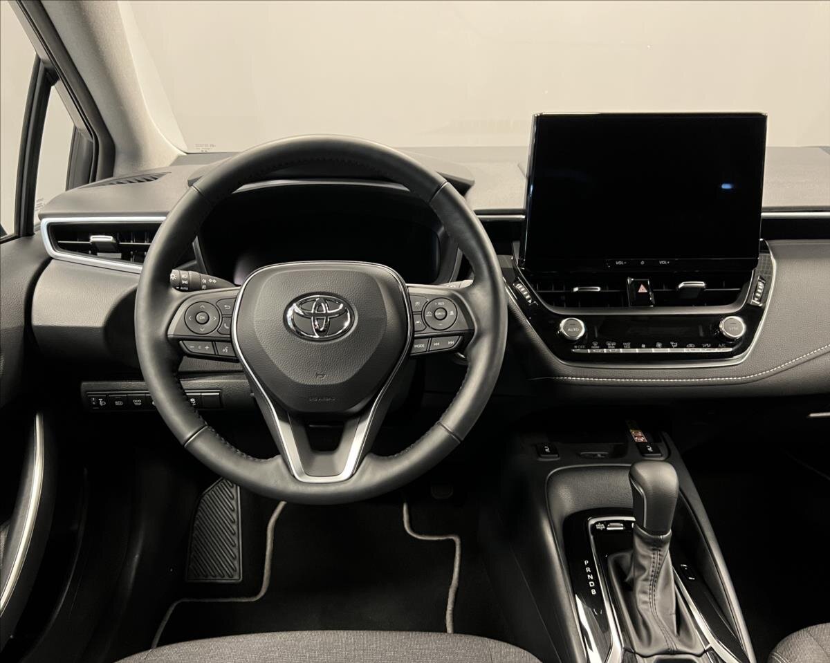 Toyota Corolla Sedan / Limuzína 1,8 l 72 kw