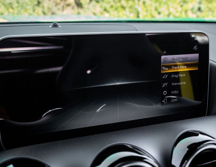 Mercedes-Benz AMG GT 31