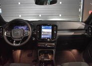 Volvo XC40 SUV / Terénní 2,0 l 145 kw