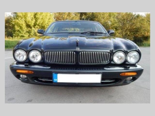 Jaguar XJ8 Sedan 0,0 209 kw