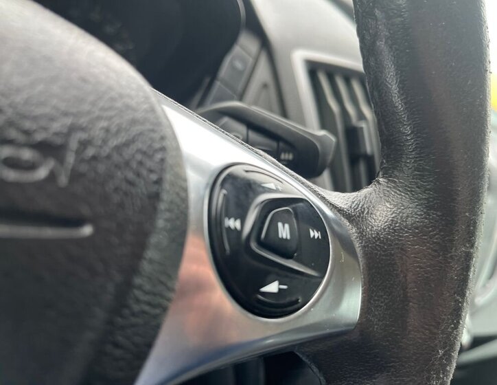 Ford Transit Skříň 2,0 l 125 kw