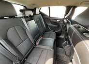 Volvo XC40 SUV / Terénní 1,5 l 120 kw