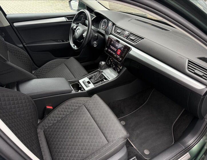 Škoda Superb Kombi 2,0 l 110 kw