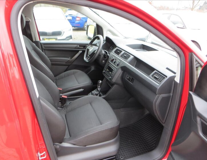 Volkswagen Caddy Skříň 1,4 l 81 kw