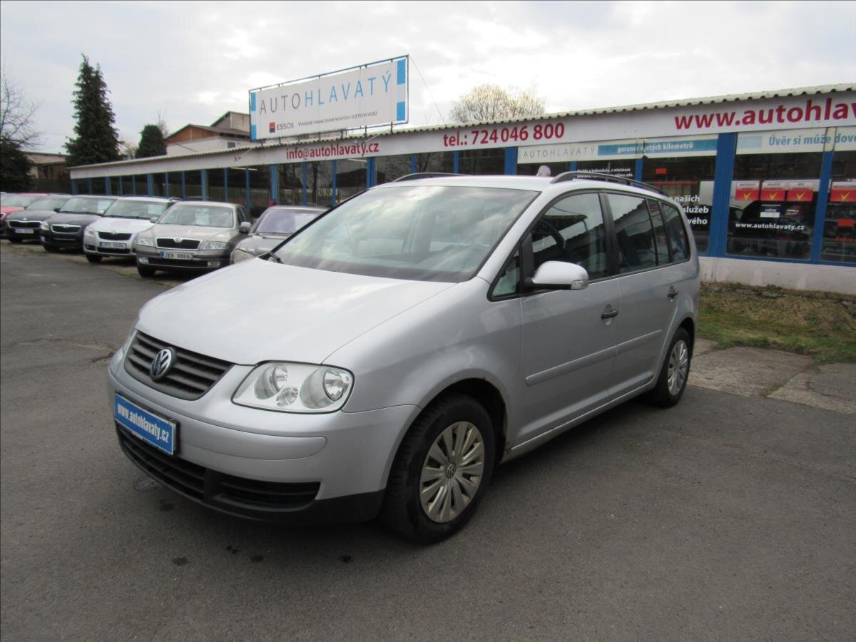 Volkswagen Touran Kombi 1,6 l 75 kw