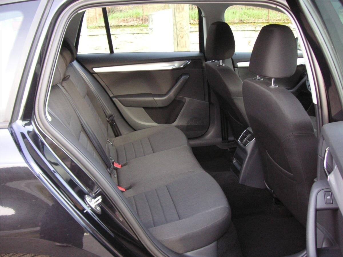 Škoda Octavia Kombi 2,0 l 110 kw