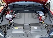 Audi Q8 36