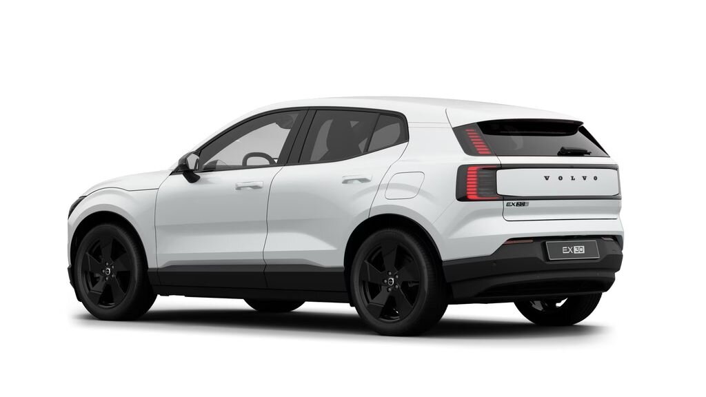Volvo EX30 SUV / Terénní 0,0 200 kw