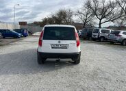 Škoda Roomster 14