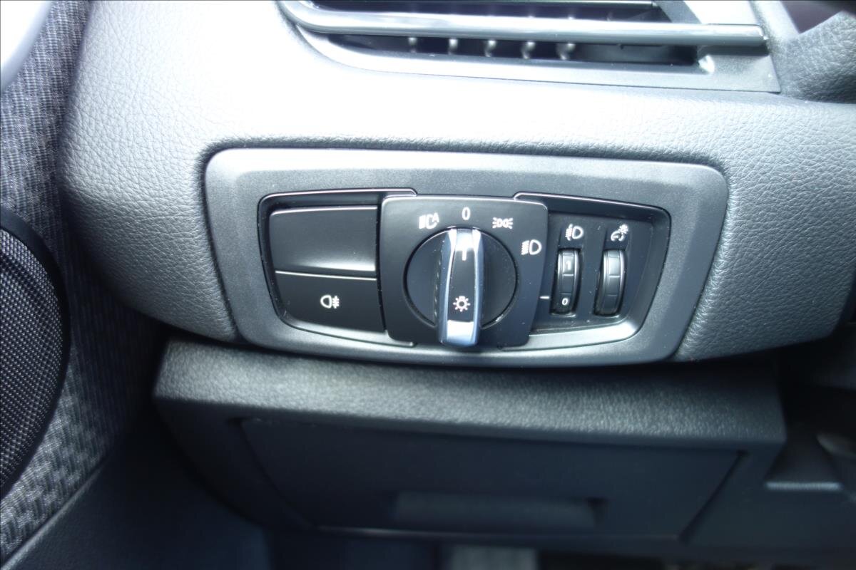 BMW Řada 2 MPV 1,5 l 103 kw