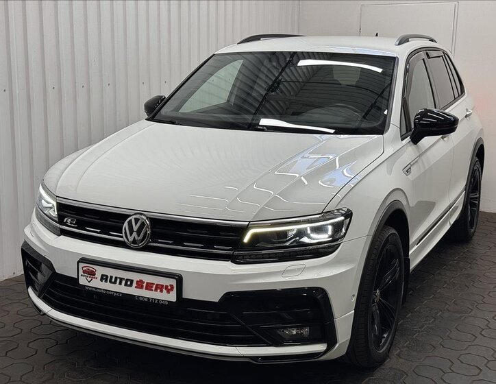 Volkswagen Tiguan 1