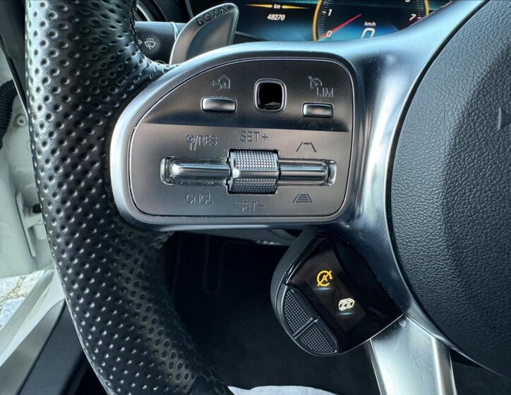 Mercedes-Benz AMG GT 8