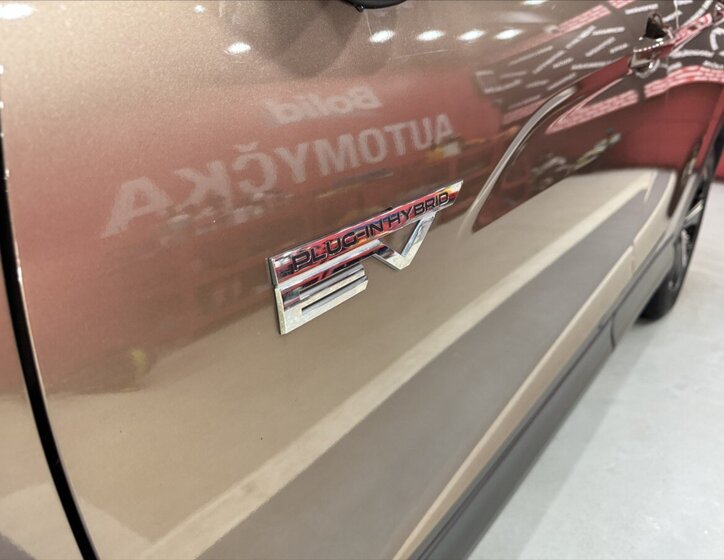 Mitsubishi Eclipse SUV / Terénní 2,4 l 138 kw