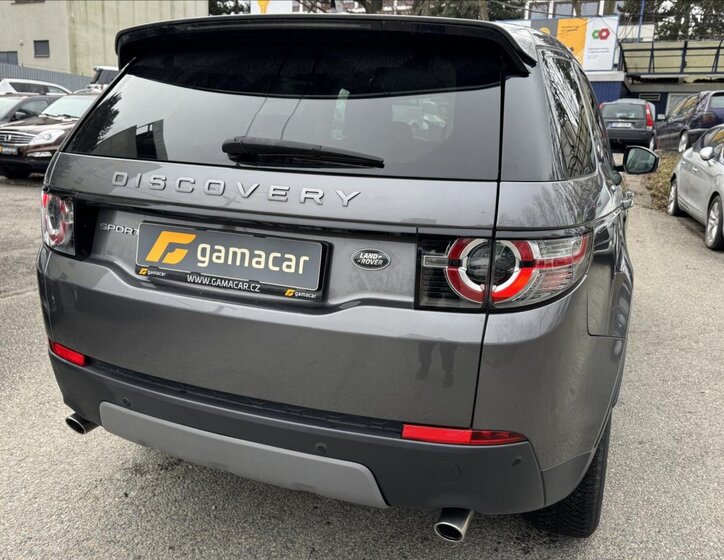 Land Rover Discovery Sport SUV 2,0 l 110 kw