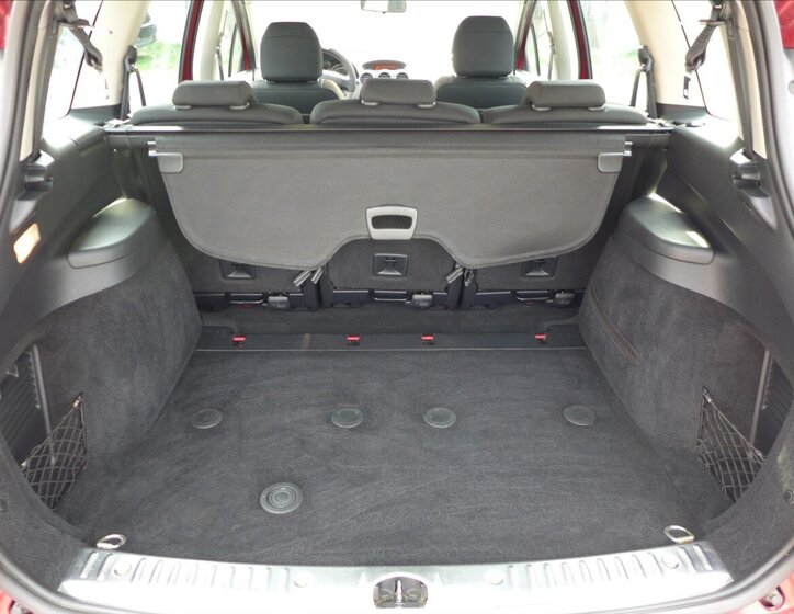 Peugeot 308 Kombi 1,6 l 80 kw