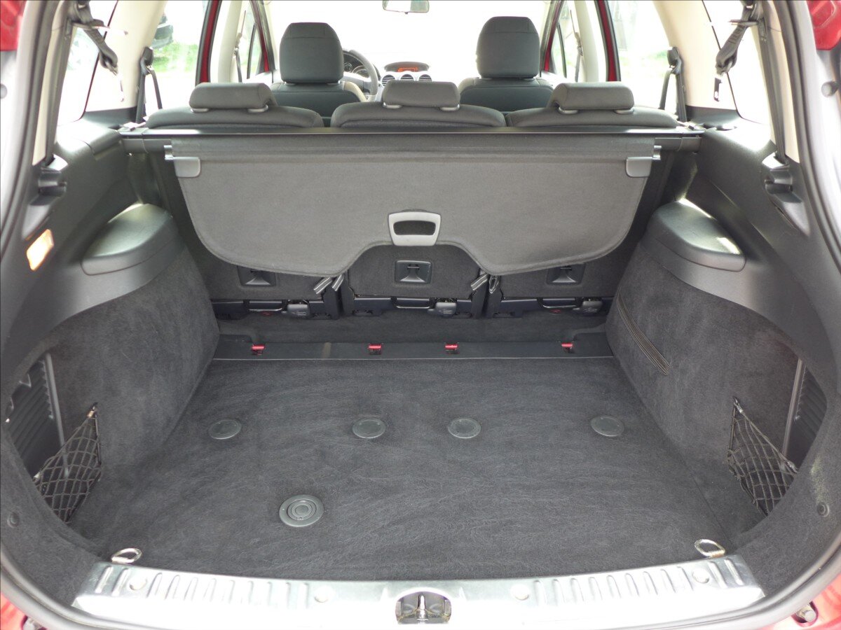 Peugeot 308 Kombi 1,6 l 80 kw