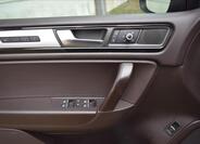 Volkswagen Touareg 12