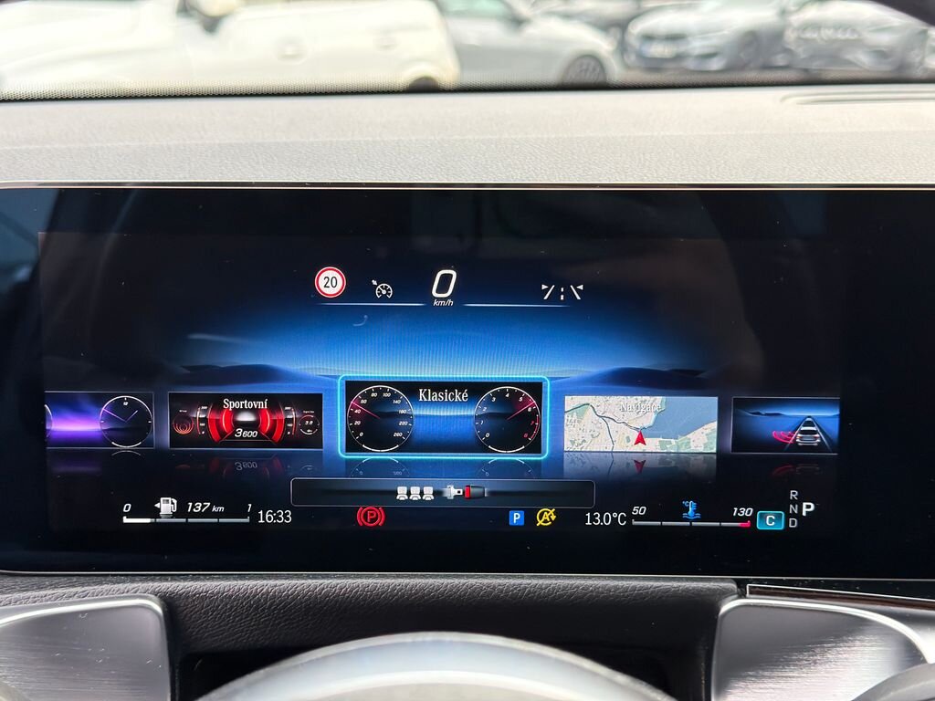 Mercedes-Benz GLB SUV / Terénní 2,0 l 110 kw