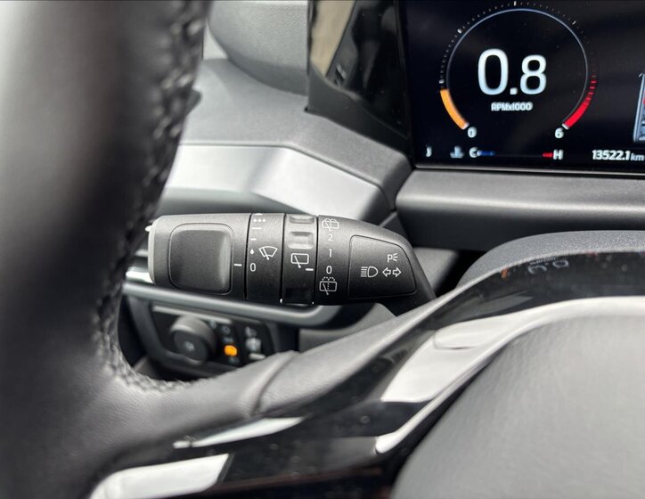 Ford Tourneo Custom Kombi 2,0 l 125 kw