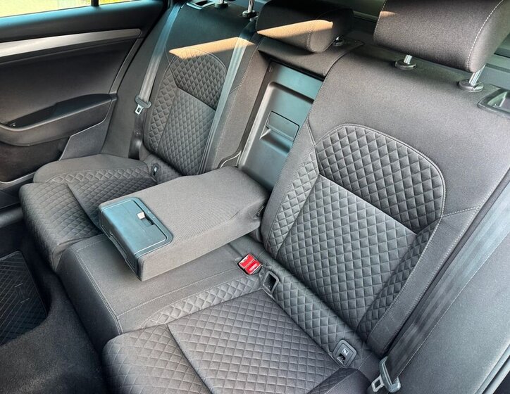 Škoda Superb Kombi 2,0 l 140 kw