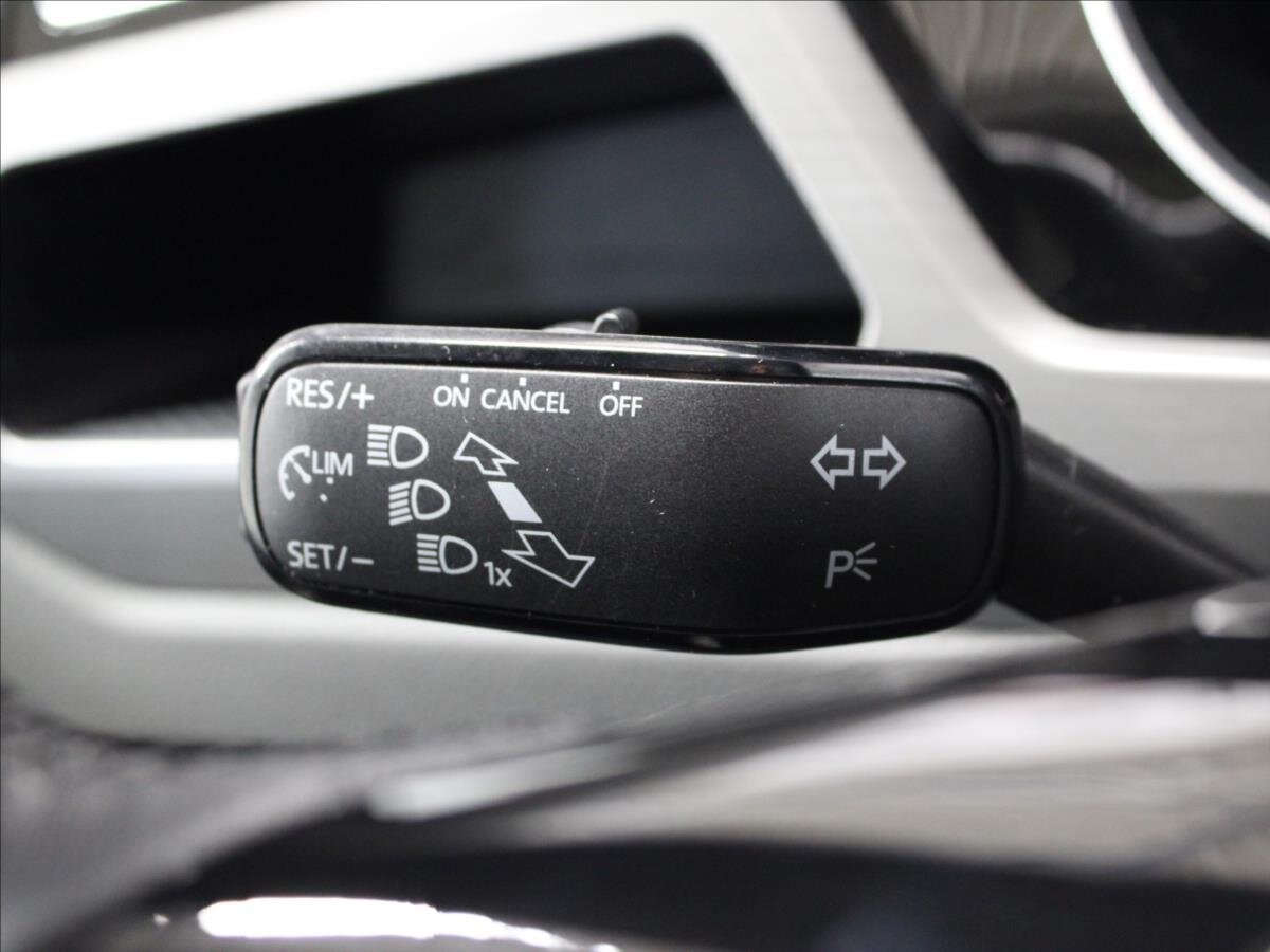 Volkswagen Touran Kombi 2,0 l 110 kw