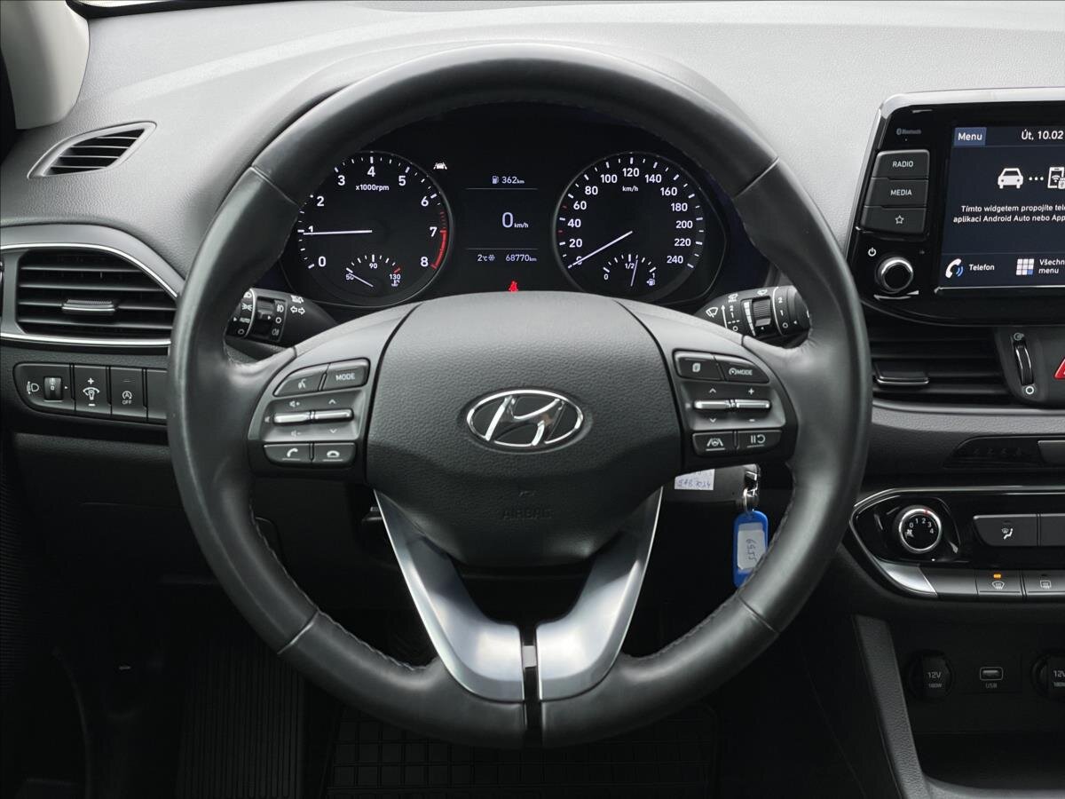 Hyundai i30 Hatchback 1,5 l 80 kw