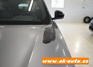 Land Rover Range Rover Velar SUV 2,0 l 150 kw