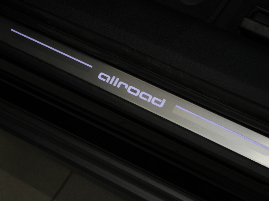 Audi A6 Allroad Kombi 3,0 l 180 kw