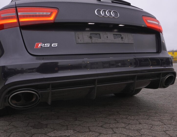 Audi RS 6 Hatchback 4,0 l 412 kw