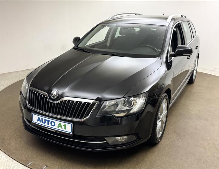 Škoda Superb 1