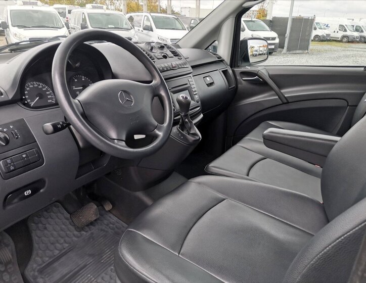 Mercedes-Benz Vito 6