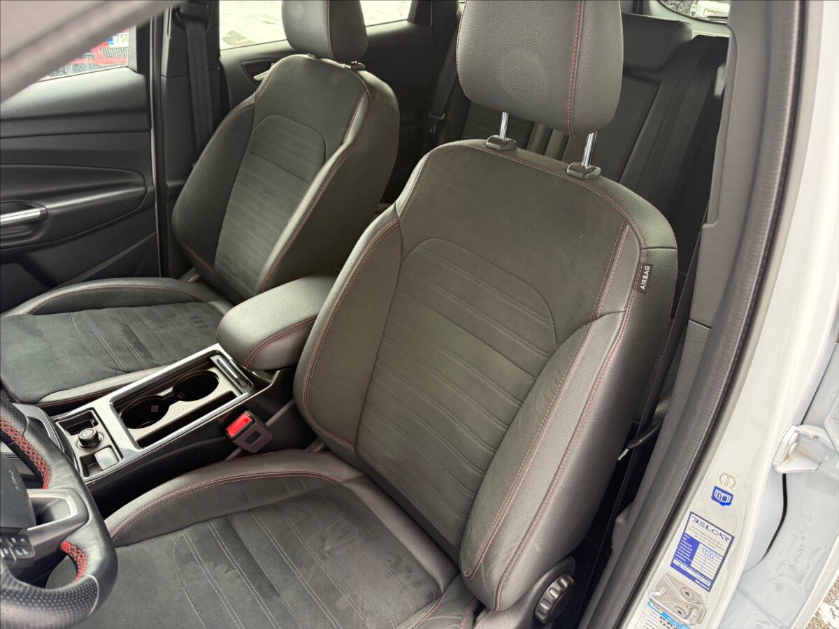 Ford Kuga SUV 2,0 l 132 kw