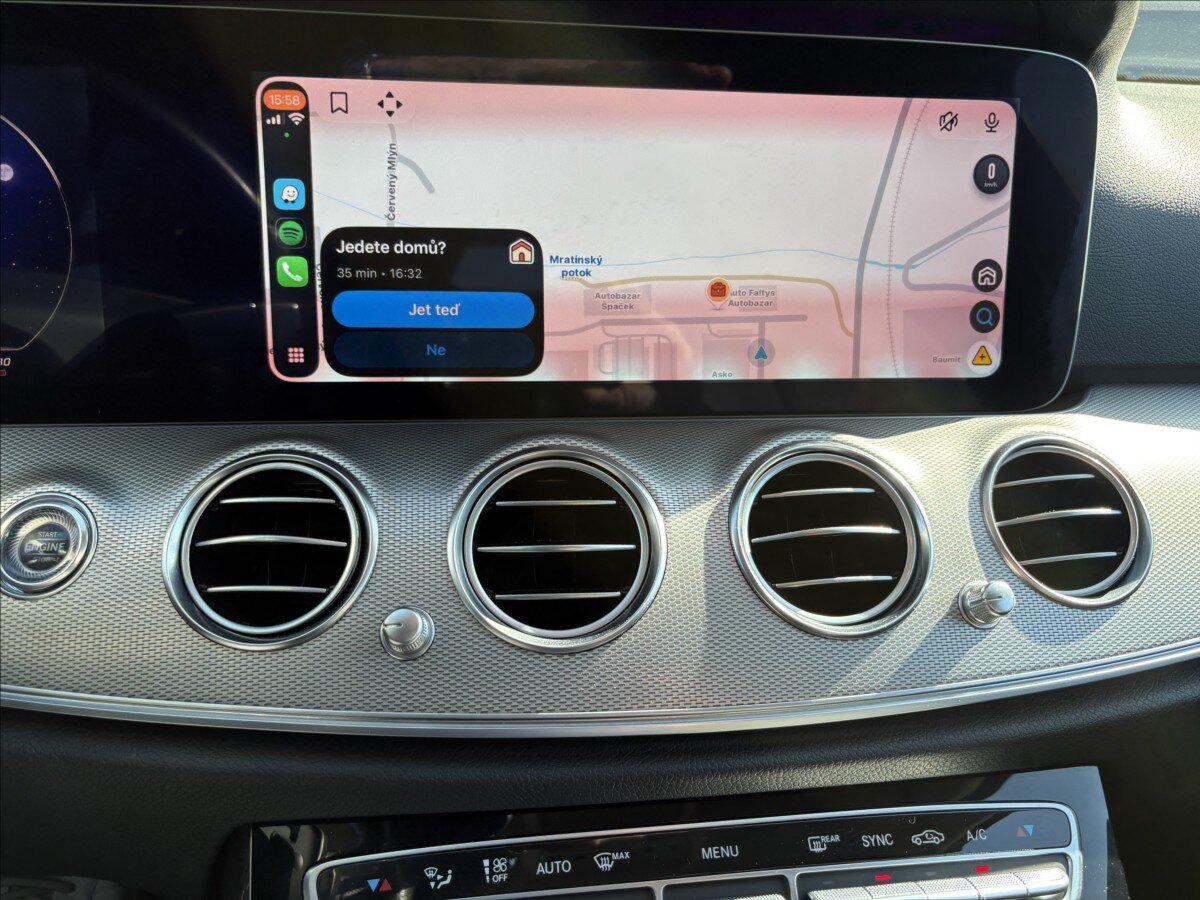 Mercedes-Benz Třídy E Sedan / Limuzína 3,0 l 190 kw