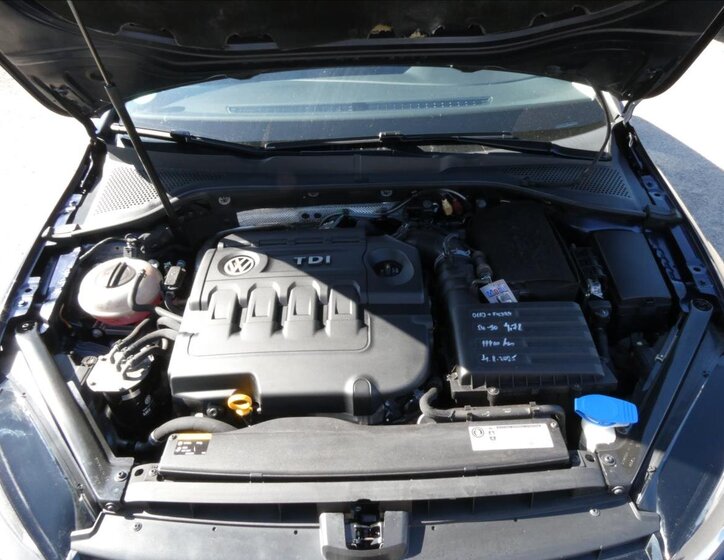 Volkswagen Golf Kombi 2,0 l 110 kw