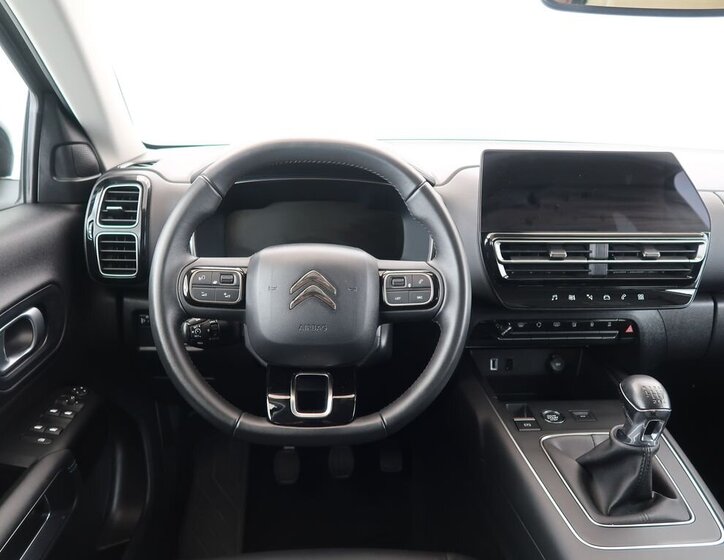 Citroën C5 Aircross SUV / Terénní 1,2 l 96 kw