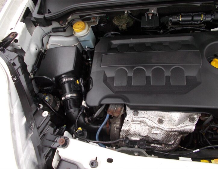 Opel Combo Skříň 1,6 l 77 kw