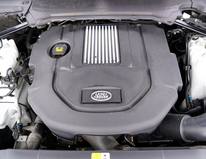 Land Rover Range Rover Sport 10