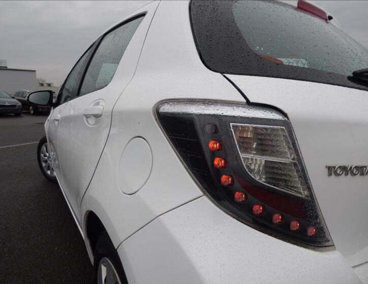 Toyota Yaris 57