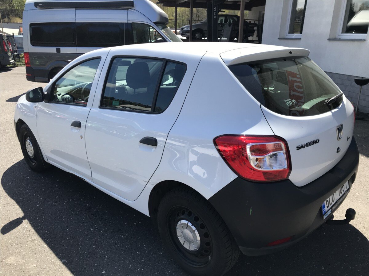 Dacia Sandero Hatchback 1,1 l 54 kw